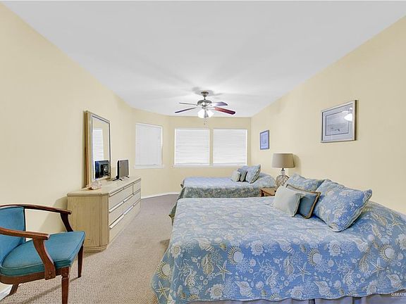 2nd image of 200 Padre Blvd #3208C