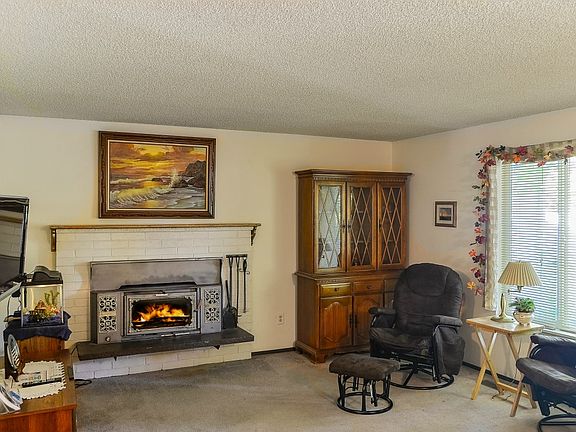 4th image of 2601 Maple Hills Dr SE