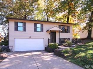 253 Crescent Ave, Valley Park, MO 63088