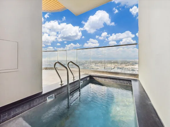 1711 Allen Pkwy #3204, Houston, TX 77019