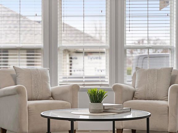 4th image of 45819 Stevenson Rd #21