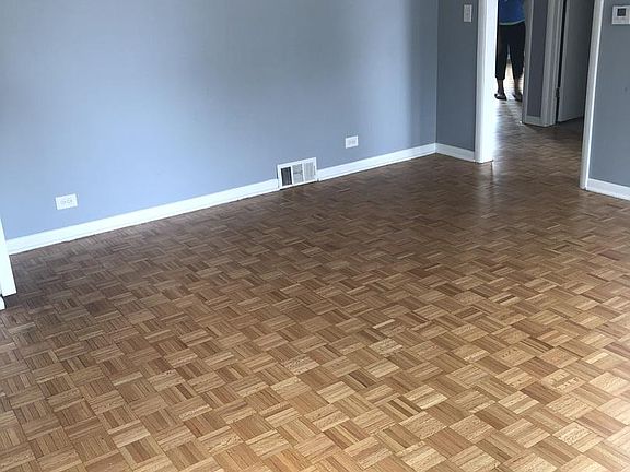 5th image of 4100 Oakton St #3