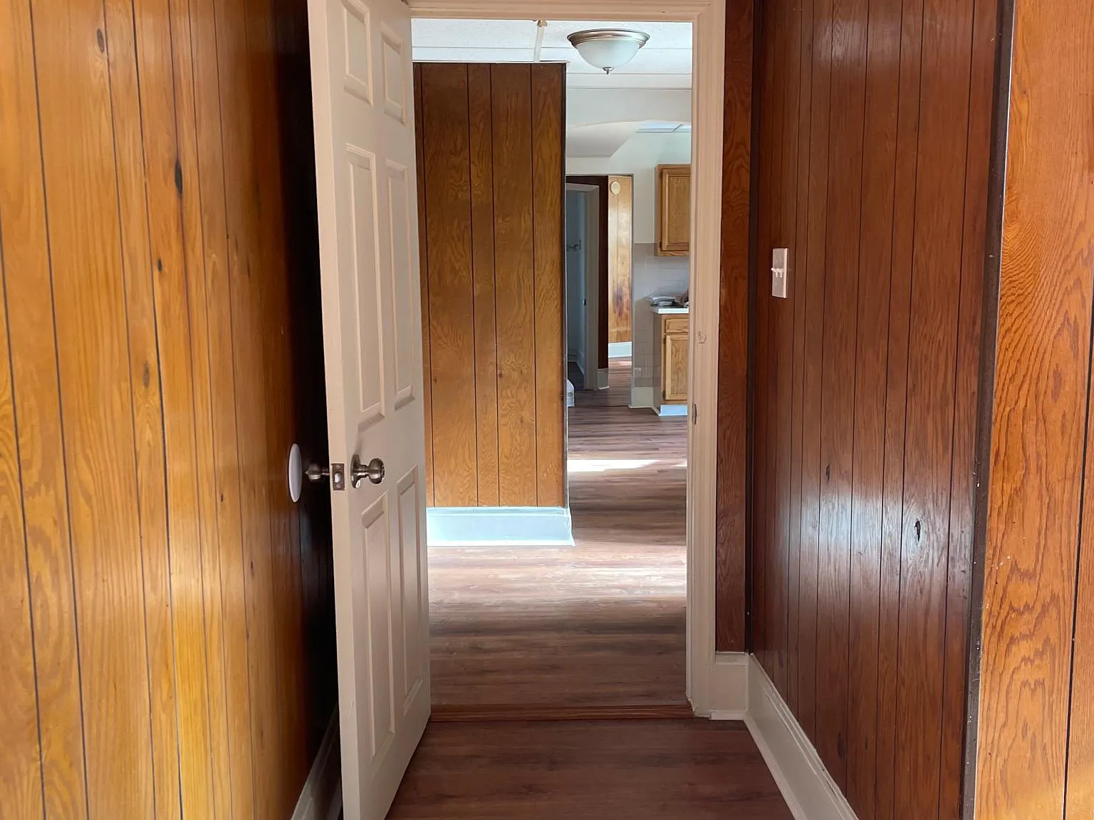 2 bed, 700 sqft, $1,500 — Photo 2
