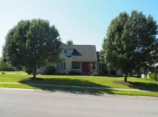 1130 Parkside Dr, Alexandria, KY 41001