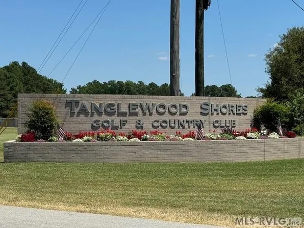 1000 Hawthorne Dr, Bracey, VA 23919