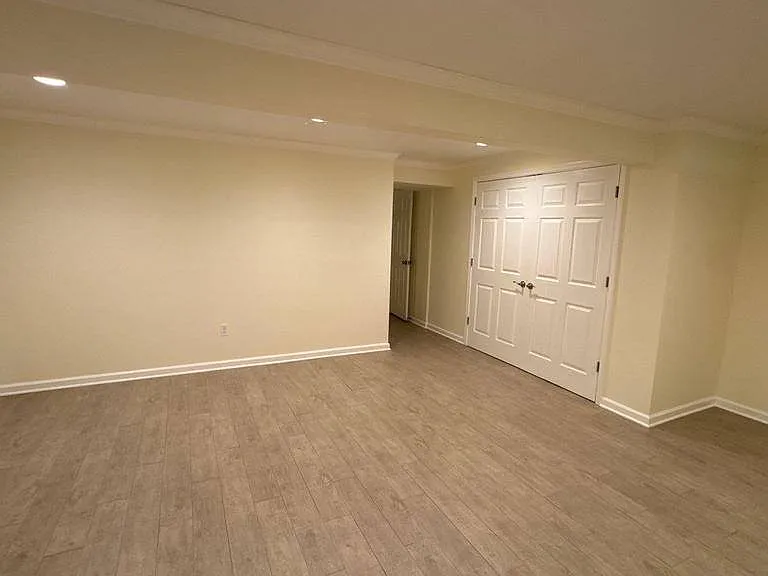 10802 Beech Creek Dr — Photo 23