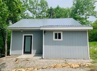 166 SE Lakeside Dr, Lacygne, KS 66040
