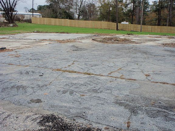 4th image of 3767 Us Highway 80 W