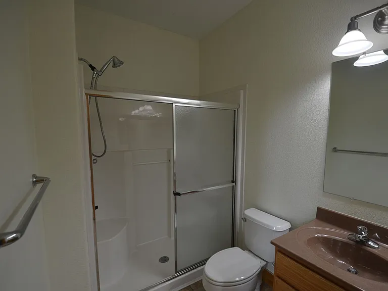 600 Edgewood Rd — Photo 9