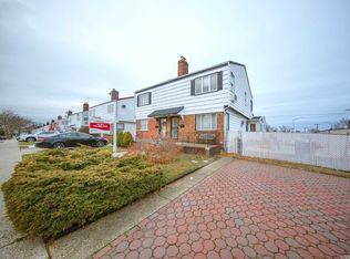16363 22nd Ave, Whitestone, NY 11357
