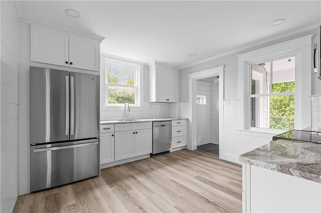 4 bed, 2.0 bath, 1880 sqft, $3,500 — Photo 4