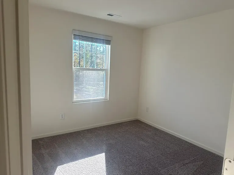 3513 Walker Dr W — Photo 16