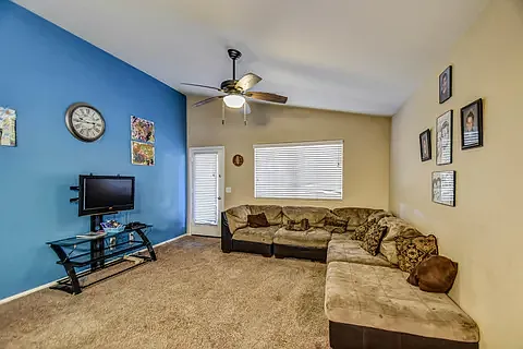 2114 S 102nd Ln — Photo 11