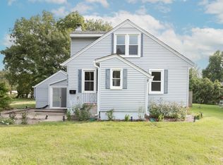 5320 33rd Ave, Moline, IL 61265