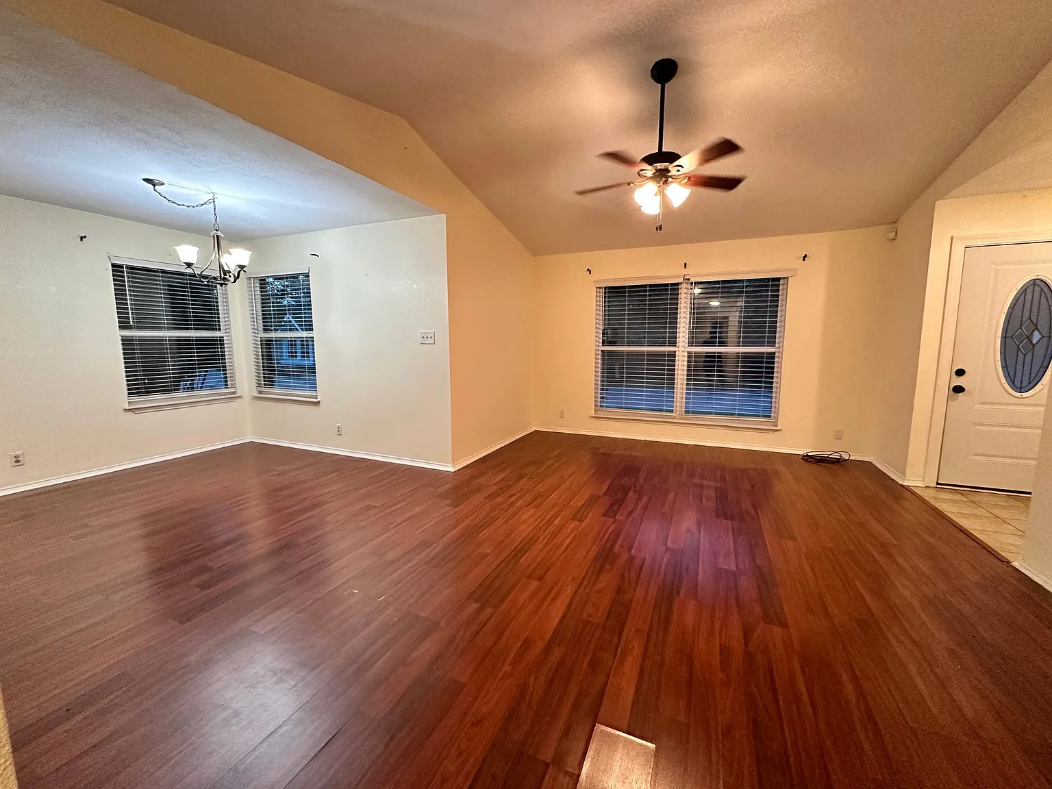 2 bed, 1110 sqft, $1,495 — Photo 4