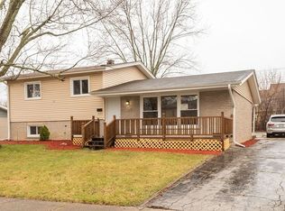 648 Lexington Dr, Chicago Heights, IL 60411