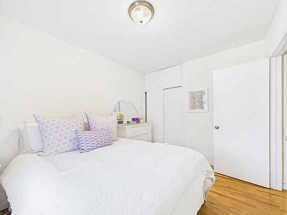 5th image of 303 W 19th St APT 63