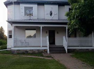 419 2nd Ave N, New Rockford, ND 58356