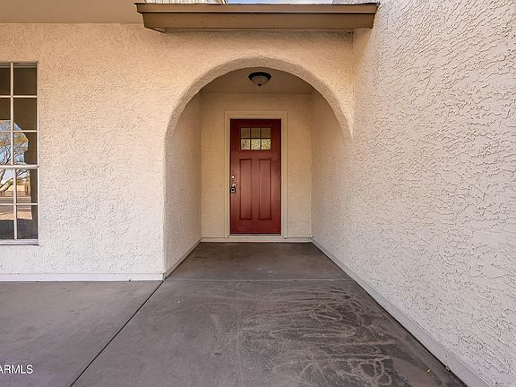 4th image of 7101 W LAUREL Lane