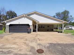 301 W Layton St, Chelsea, OK 74016