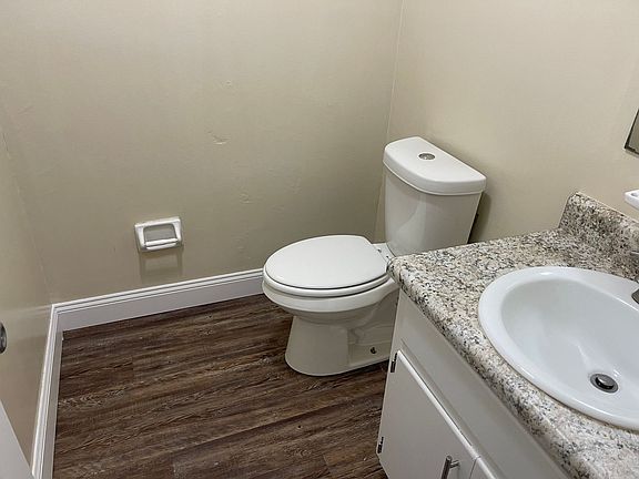 2nd image of 2606-2630 Old Bainbridge Rd #2606-A