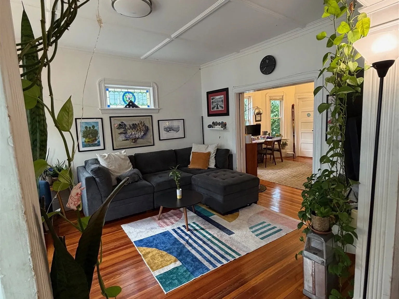 2 bed, 900 sqft, $3,300 — Photo 4