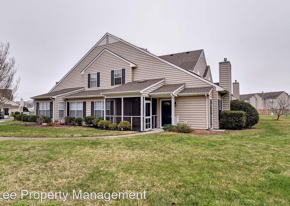 1st image of 305 Hamlet Ct