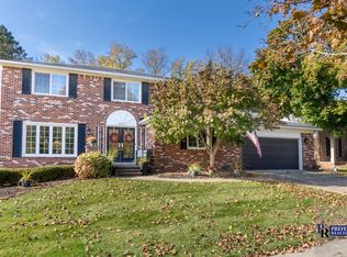 9085 Muirland Dr, Plymouth, MI 48170