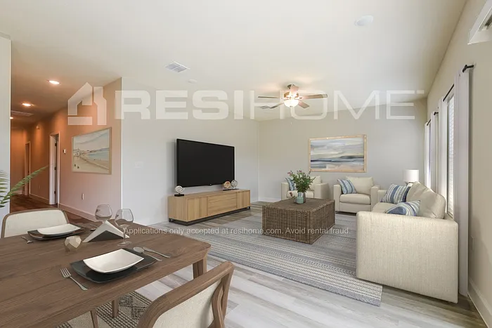 3 bed, 3.0 bath, 1638 sqft, $2,265 — Photo 4