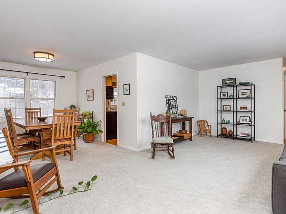 4th image of 1917 Paulson Dr