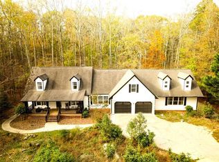 5085 Meadowbrook Cir, Suwanee, GA 30024