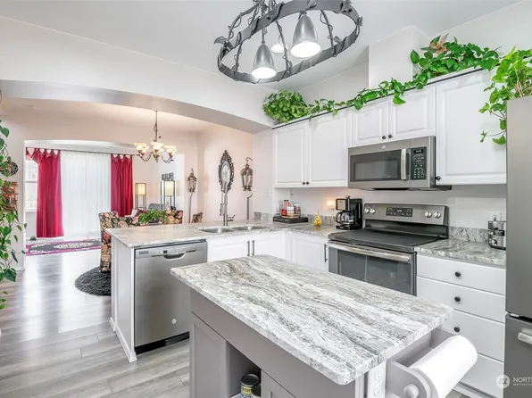 23226 59th Court S, Kent, WA 98032