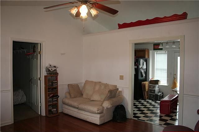 2nd image of 311 Vernon Traylor Dr