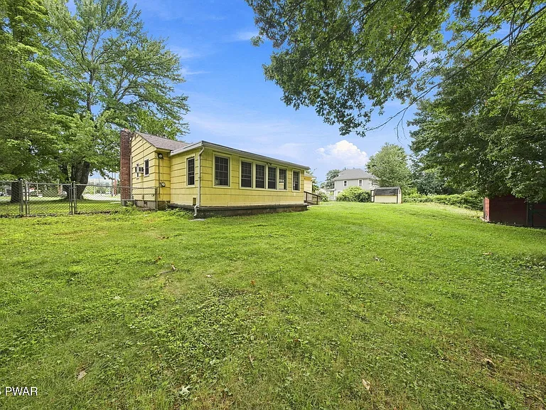 1055 Blue Ridge Ave — Photo 27