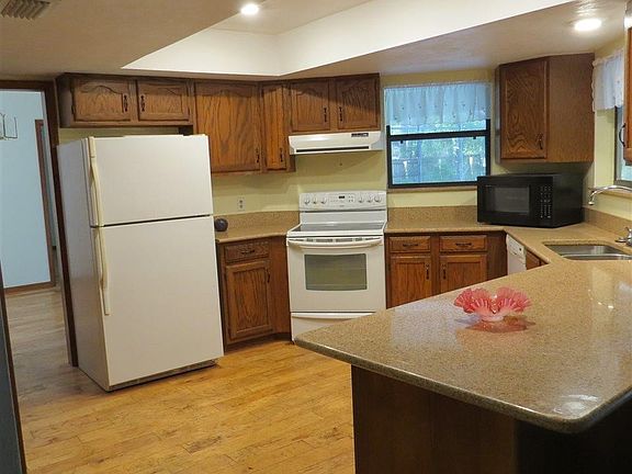 4th image of 5002 NW 64th Ln