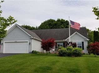 2124 Johnny Ln, Walworth, NY 14568