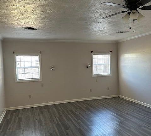 4th image of 131 Berryman Rd