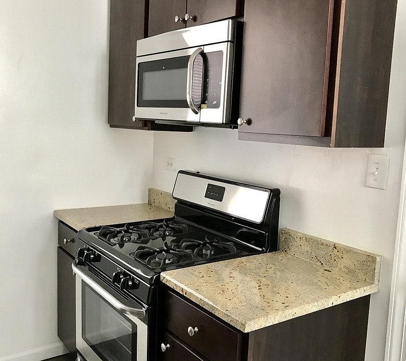 1st image of 7705 N Marshfield Ave #3