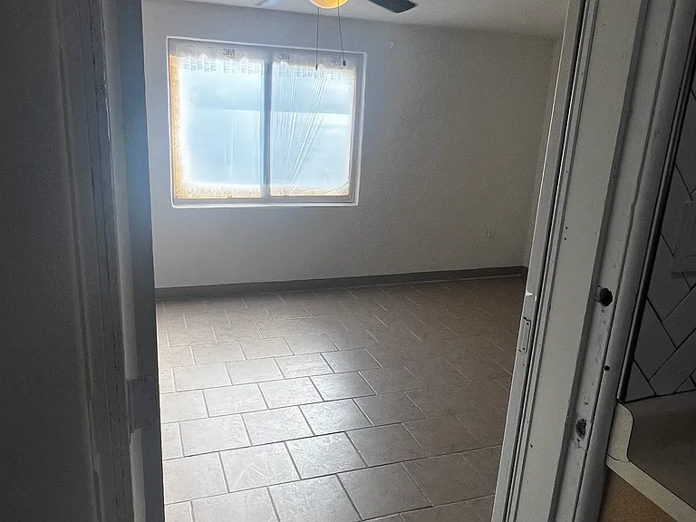 1030 Joy Ln — Photo 31