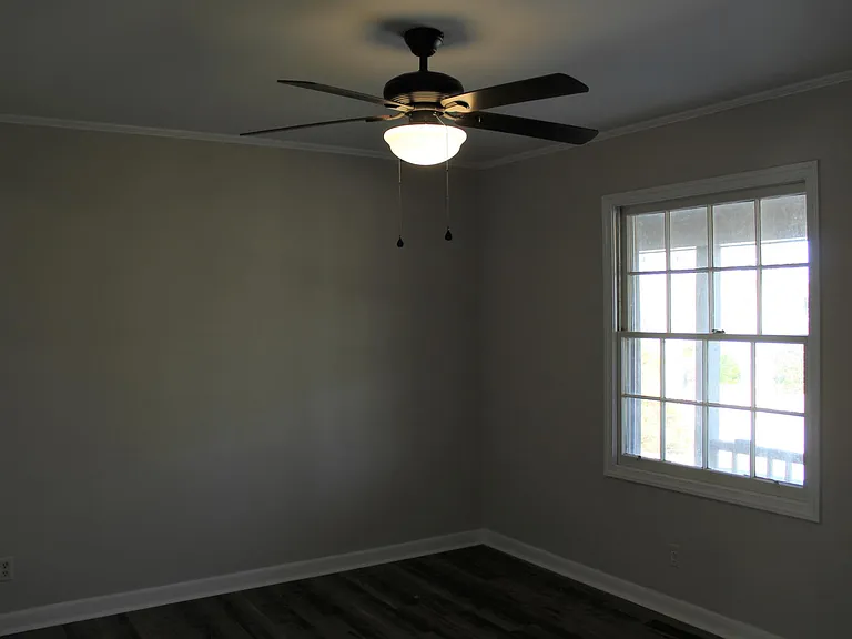 204 Florida Ave — Photo 7