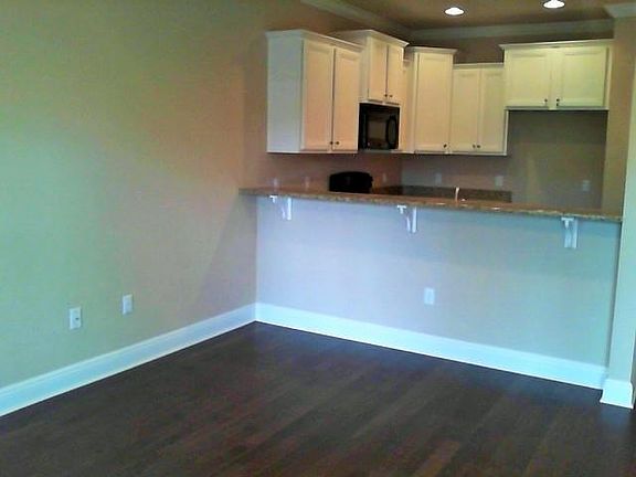 5th image of 17 W Shady Oaks Ln #14