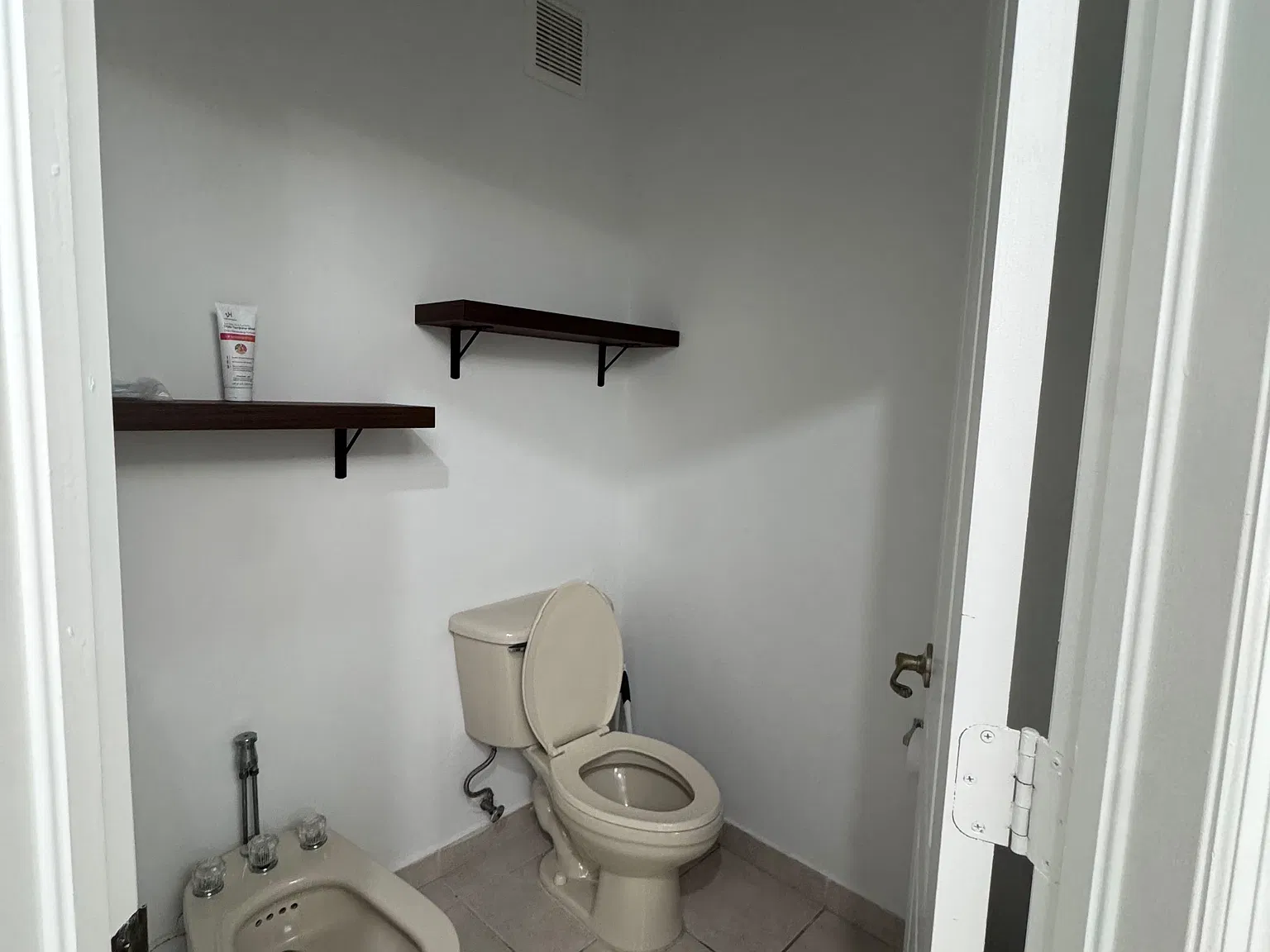 3 bed, 2226 sqft, $3,750 — Photo 4