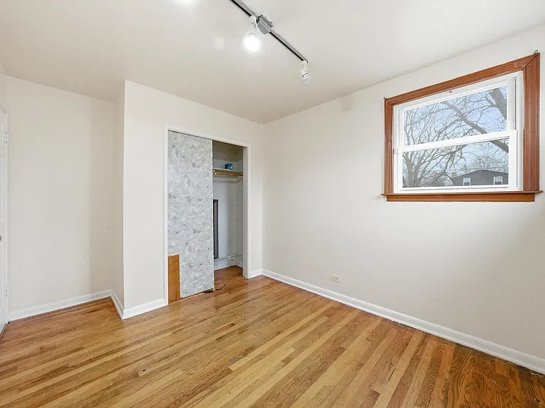 4605 S Laramie Ave — Photo 20