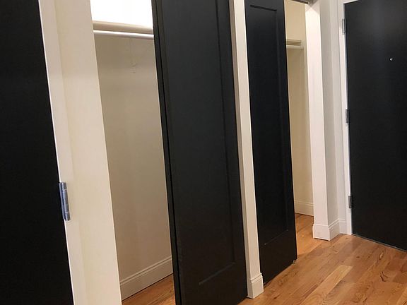 3rd image of 34 Maiden Ln APT 11