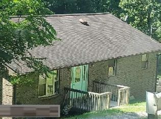 325 Fishers Branch Rd, Charleston, WV 25312