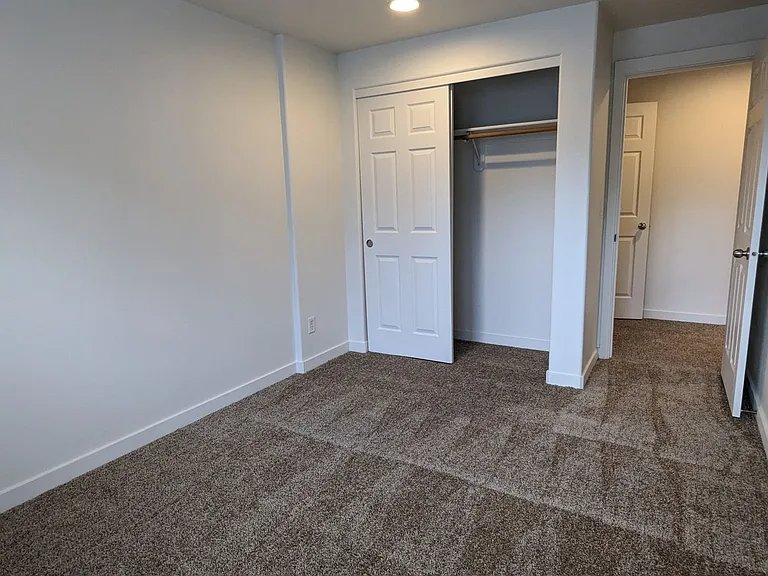 Halsey East Townhomes — Photo 85