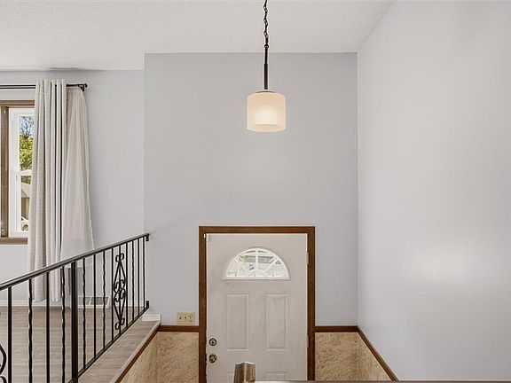4th image of 5538 Webster Ave