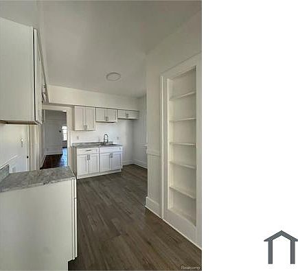 4th image of 7822 S Marshfield Ave #2A