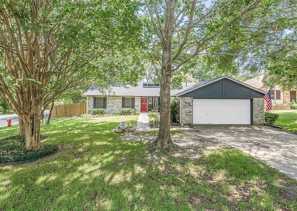 1st image of 2716 Wilderness Dr
