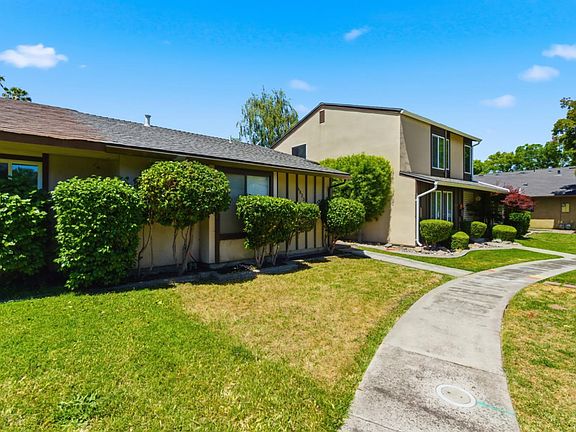 3rd image of 6823 Butler Ct